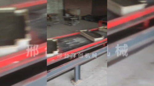 路沿石機(jī)預(yù)制布料生產(chǎn)過程一分鐘了解